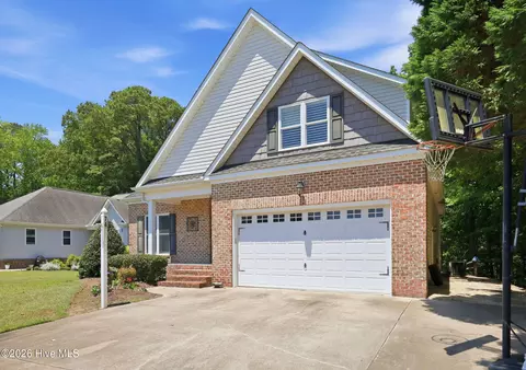 Exterior - 74 Hannah Dr, Chocowinity, NC 27817 photo 3 of 11