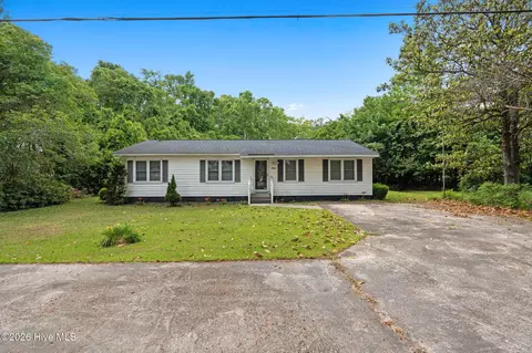 1514 S Jk Powell Blvd, Whiteville, NC 28472