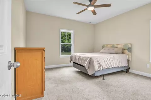 Bedroom - 172 Lea Dr, Hampstead, NC 28443 photo 4 of 8