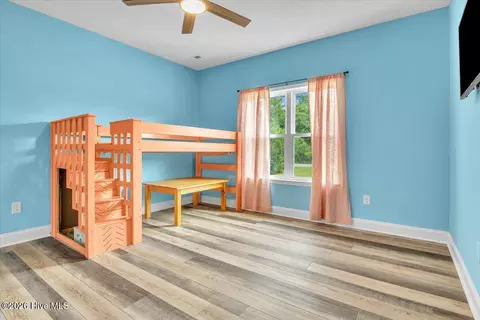 Bedroom - 172 Lea Dr, Hampstead, NC 28443 photo 3 of 8