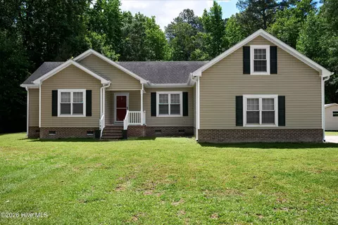 123 Rosecroft Dr, Elizabeth City, NC 27909