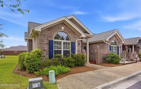 613 Elfin Ct, Winnabow, NC 28479
