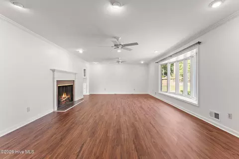 Living - 3546 Pebble Beach Dr, Martinez, GA 30907 photo 1 of 5