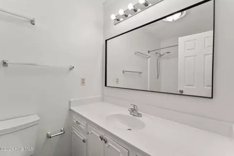 Bath - 3546 Pebble Beach Dr, Martinez, GA 30907 photo 4 of 7