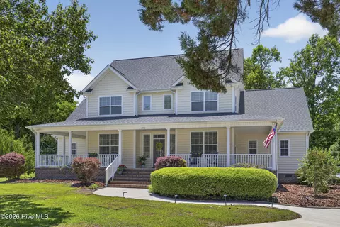 134 Wild Berry Ln, Hampstead, NC 28443