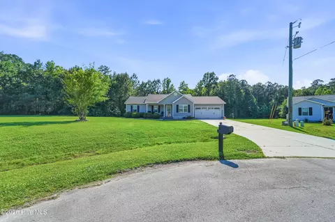 109 Turtle Creek Ct, Jacksonville, NC 28540
