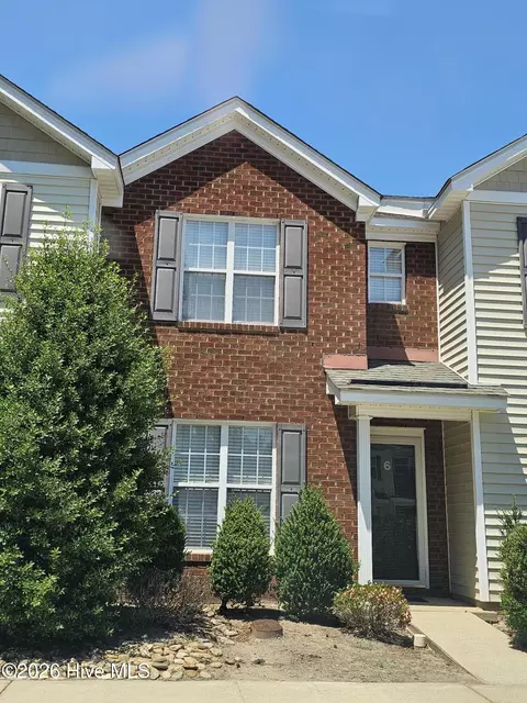 1310 Thomas Langston Rd #6, Winterville, NC 28590