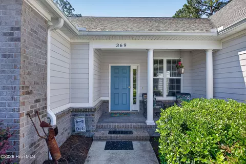 369 Broad Leaf Ln SE, Bolivia, NC 28422