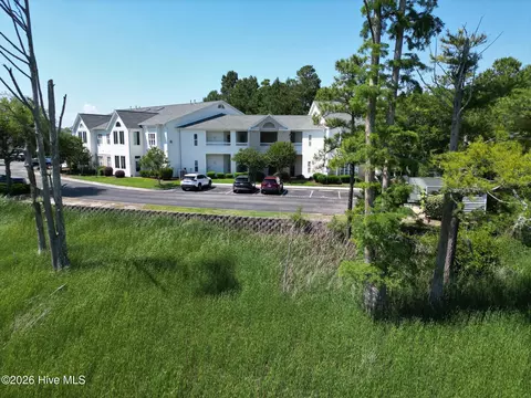 3909 Botsford Ct UNIT 103, Wilmington, NC 28412