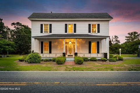 2901 Hull Rd, Snow Hill, NC 28580
