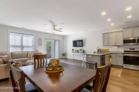 152 Aspen Rd, Hampstead, NC 28443 photo 13