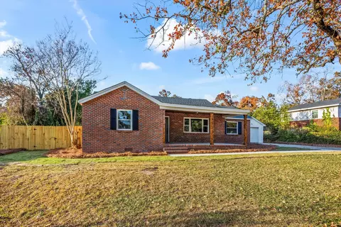 1826 Courtney Dr, North Augusta, SC 29841