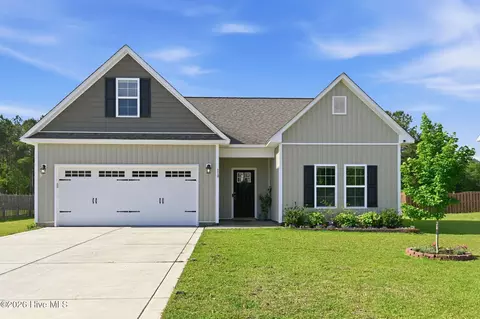 119 Cottle Ct, Richlands, NC 28574