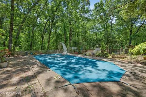 Exterior - 100 Wedge Rd, Hampstead, NC 28443 photo 15 of 17