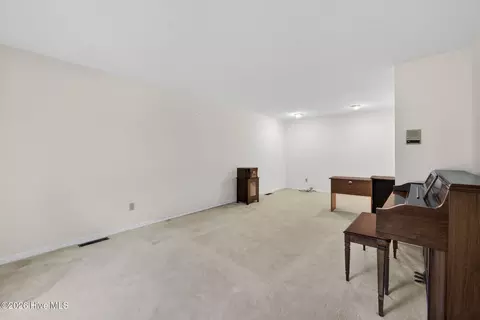 Living - 100 Wedge Rd, Hampstead, NC 28443 photo 1 of 3