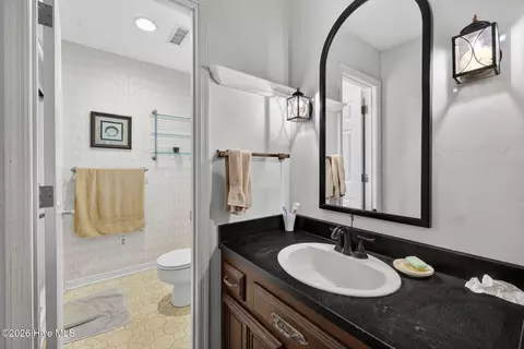 Bath - 100 Wedge Rd, Hampstead, NC 28443 photo 4 of 5