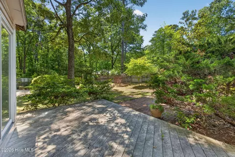 Exterior - 100 Wedge Rd, Hampstead, NC 28443 photo 6 of 17