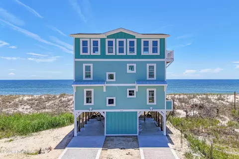 5515 E Beach Dr, Oak Island, NC 28465