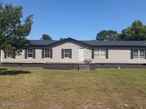 8833 Stephens Church Rd, Wilmington, NC 28411