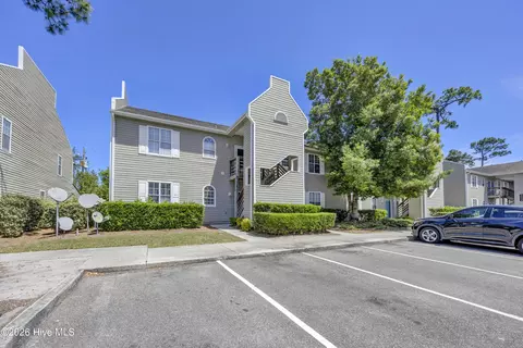 733 Bragg Dr #F, Wilmington, NC 28412