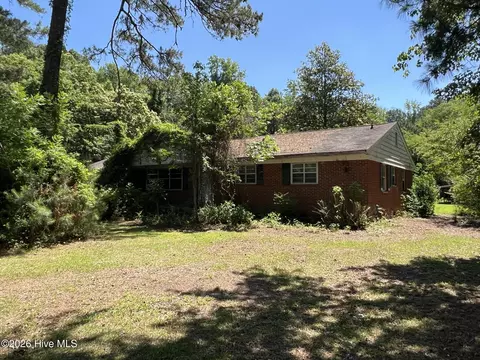 9343 N Carolina 131 Hwy, Bladenboro, NC 28320