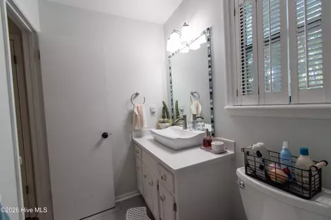 Bath - 3734 Cactus Trl, Martinez, GA 30907 photo 3 of 4