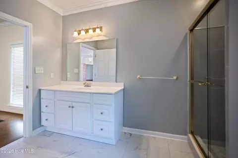 Bath - 853 Sparkleberry Rd, Evans, GA 30809 photo 5 of 13