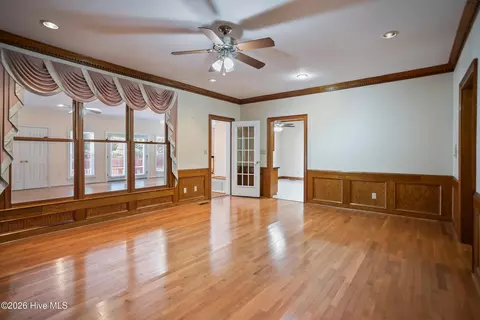 Living - 853 Sparkleberry Rd, Evans, GA 30809 photo 7 of 13