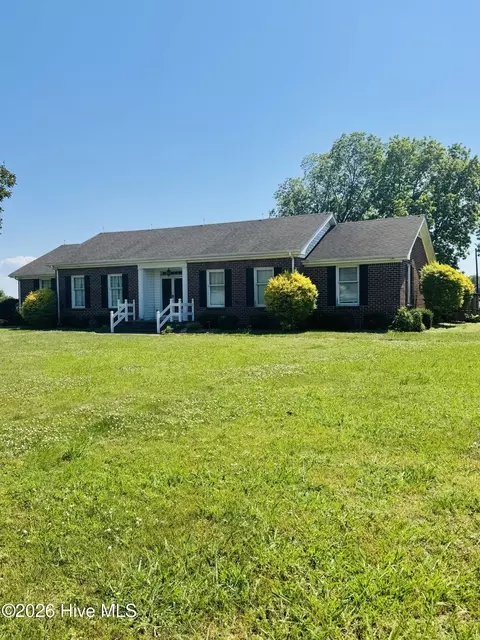 1613 Weeksville Rd, Elizabeth City, NC 27909