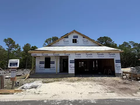 2415 Lake Ridge Dr, Southport, NC 28461