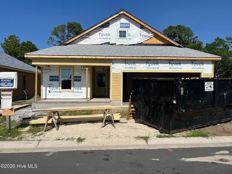 2415 Lake Ridge Dr, Southport, NC 28461