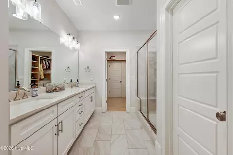 Bath - 3121 Painted Turtle Loop, Wilmington, NC 28409 photo 2 of 3