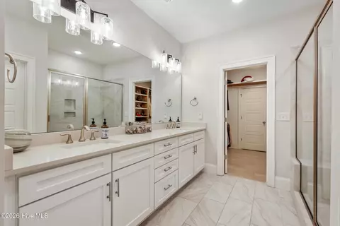 Bath - 3121 Painted Turtle Loop, Wilmington, NC 28409 photo 1 of 3