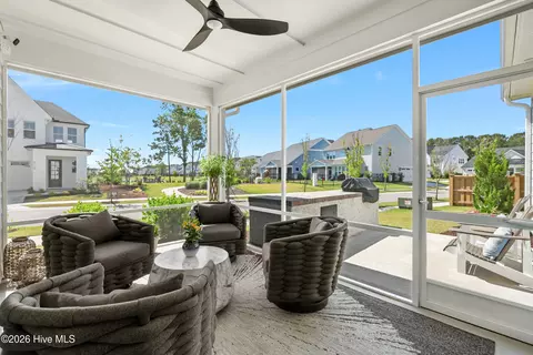 Exterior - 3121 Painted Turtle Loop, Wilmington, NC 28409 photo 3 of 11