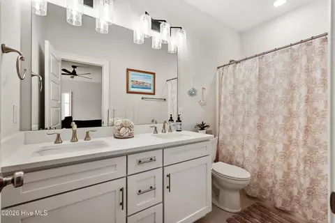 Bath - 3121 Painted Turtle Loop, Wilmington, NC 28409 photo 3 of 3