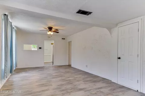 Living - 3001 Jasmine Pl, Augusta, GA 30906 photo 3 of 8