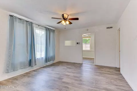 Living - 3001 Jasmine Pl, Augusta, GA 30906 photo 5 of 8