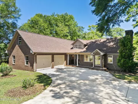 3907 Northeast Ave, Castle Hayne, NC 28429