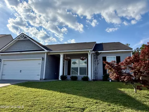 2015 Fern Crest Ln, Graniteville, SC 29829