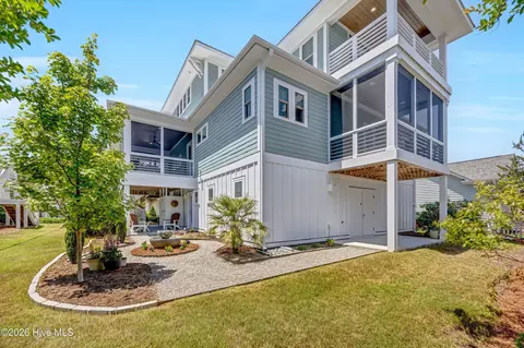 Exterior - 714 Sloop Pointe Ln, Kure Beach, NC 28449 photo 8 of 22