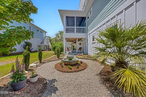 Exterior - 714 Sloop Pointe Ln, Kure Beach, NC 28449 photo 9 of 22