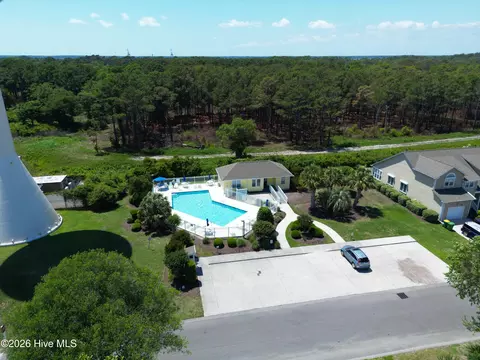Exterior - 714 Sloop Pointe Ln, Kure Beach, NC 28449 photo 13 of 22