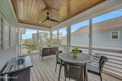 Exterior - 714 Sloop Pointe Ln, Kure Beach, NC 28449 photo 4 of 22