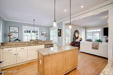 Kitchen - 118 Central Park Ln, Evans, GA 30809 photo 1 of 4