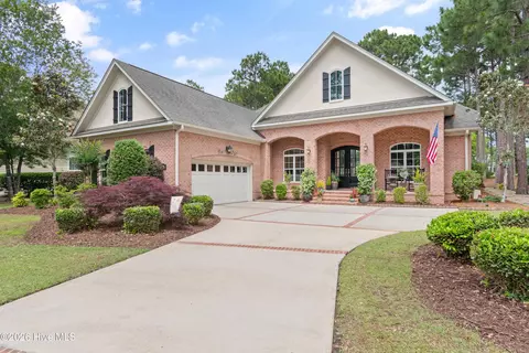 3808 Worthington Pl, Southport, NC 28461
