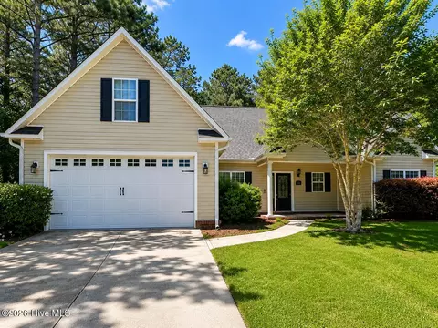205 Brook Crossing Rd, Swansboro, NC 28584