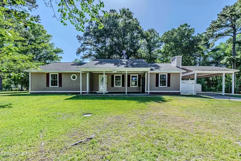 800 Mill River Rd, Jacksonville, NC 28540