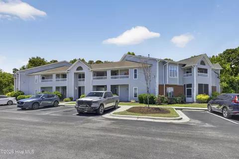 4158 Breezewood Dr #103, Wilmington, NC 28412