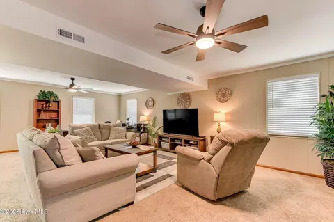 Living - 3304 Quaker Spring Rd, Augusta, GA 30907 photo 7 of 7