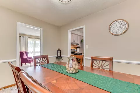 Dining - 3304 Quaker Spring Rd, Augusta, GA 30907 photo 4 of 4